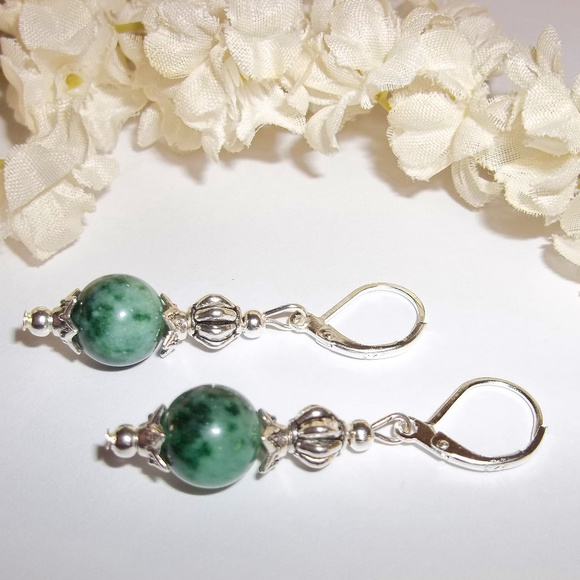Green & Silver Beaded Earrings Pair Handmade 4838 - Picture 4 of 8